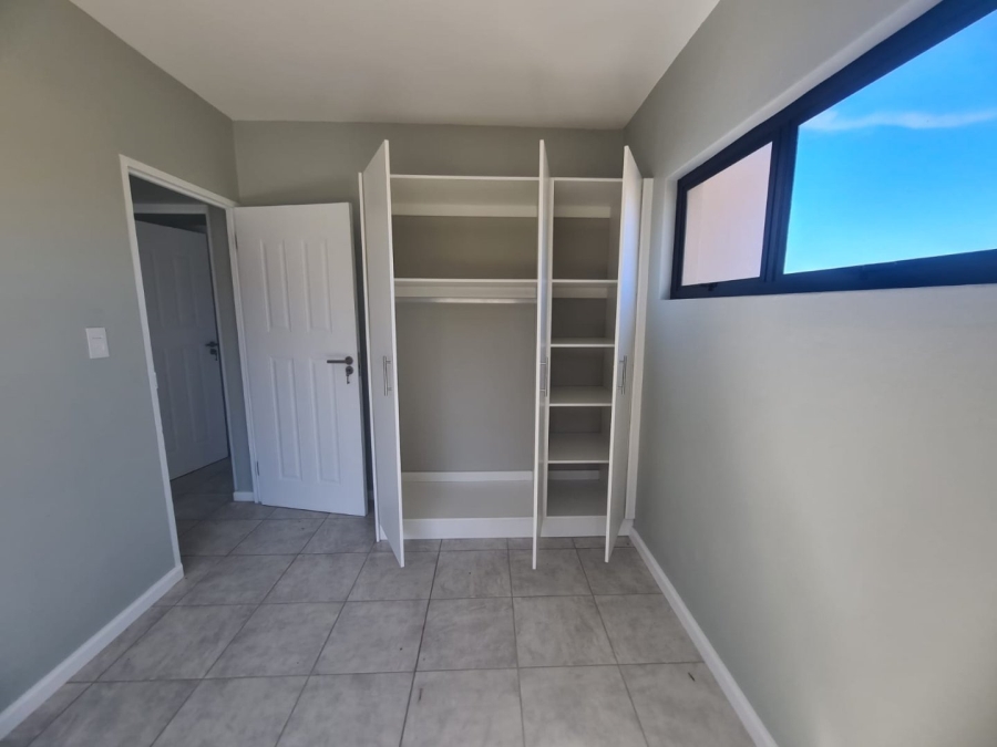 2 Bedroom Property for Sale in Kidds Beach Eastern Cape